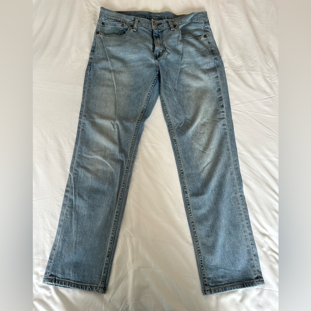 Levi’s blue jeans